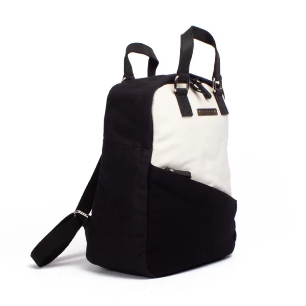 Minu 1 – black-white