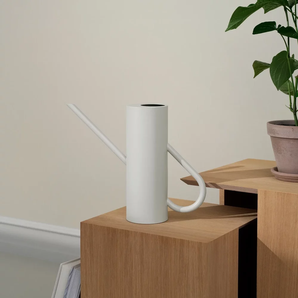 Stelton Giesskanne Bloom in weiss