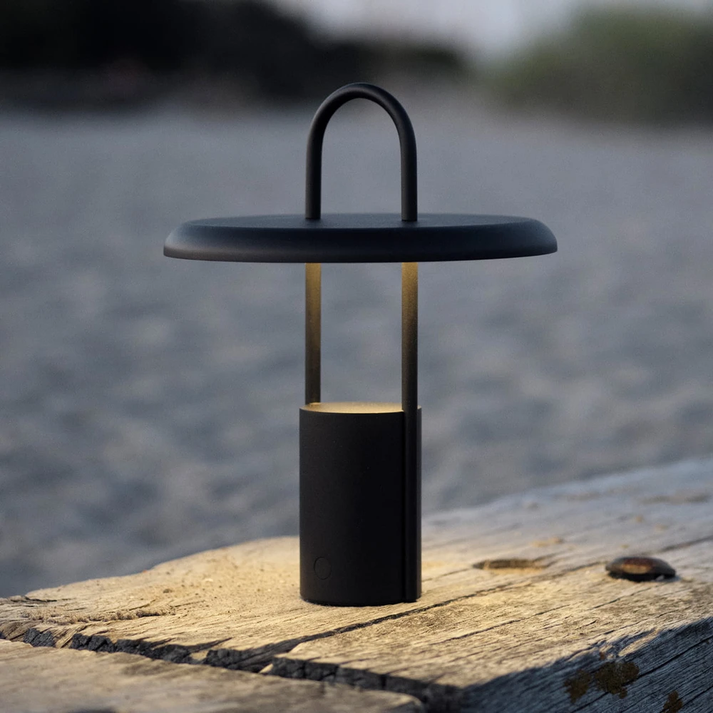 Black Pier Stelton LED-Lamp