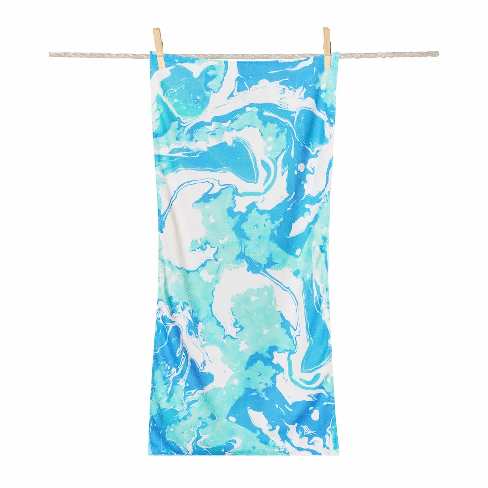 Dock & Bay Cooling Towel Take A Dip Motif