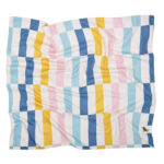 Home Towel Waffle XL Badetuch von Dock & Bay in BW-Parade