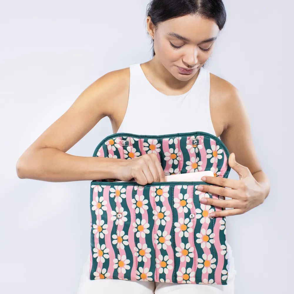 Housse pour ordinateur portable Kind Bag Wavy Daisy