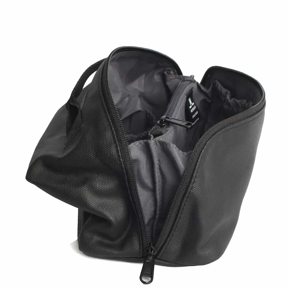 Margelisch Vera 1 toiletry bag in black