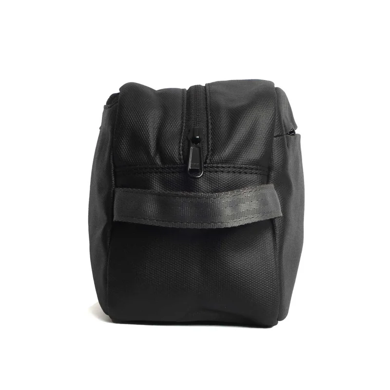Margelisch Wamu 1 toiletry bag in black