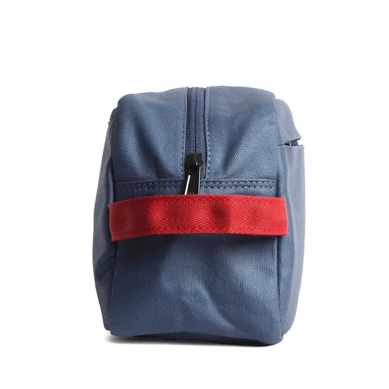 Margelisch Wamu 1 toiletry bag in dark blue